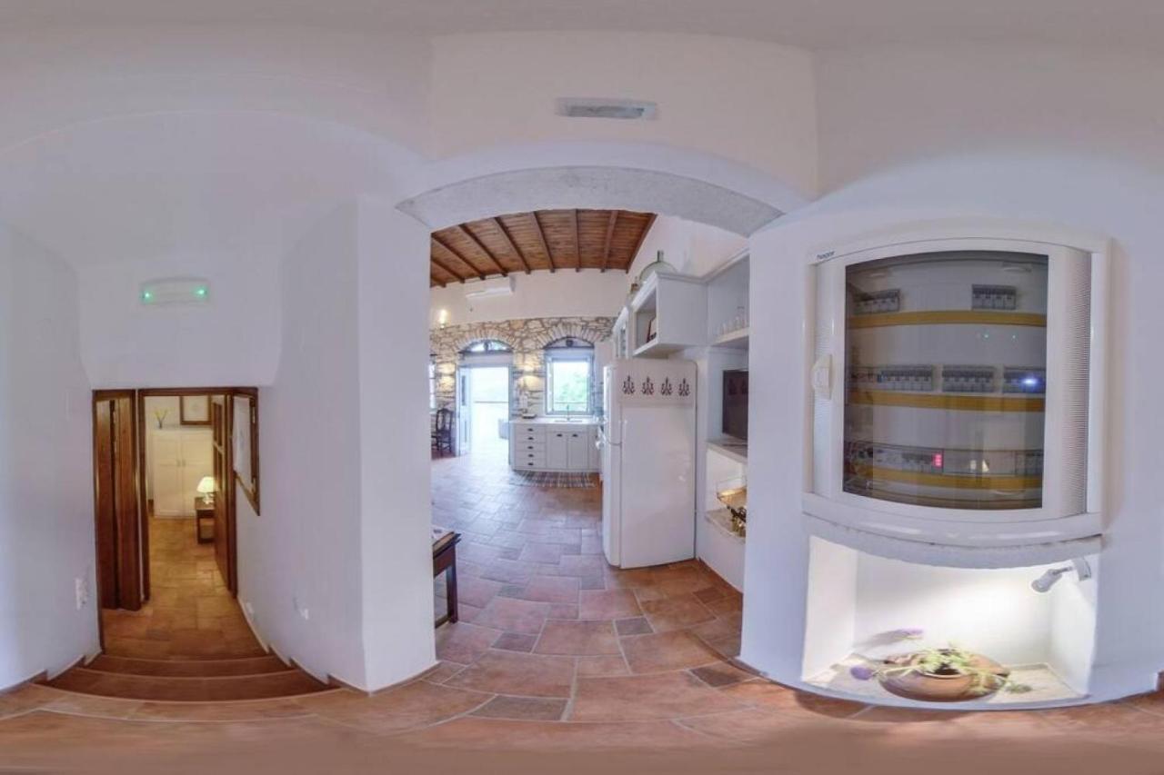Traditional Inn Pirethron Aperathos Экстерьер фото