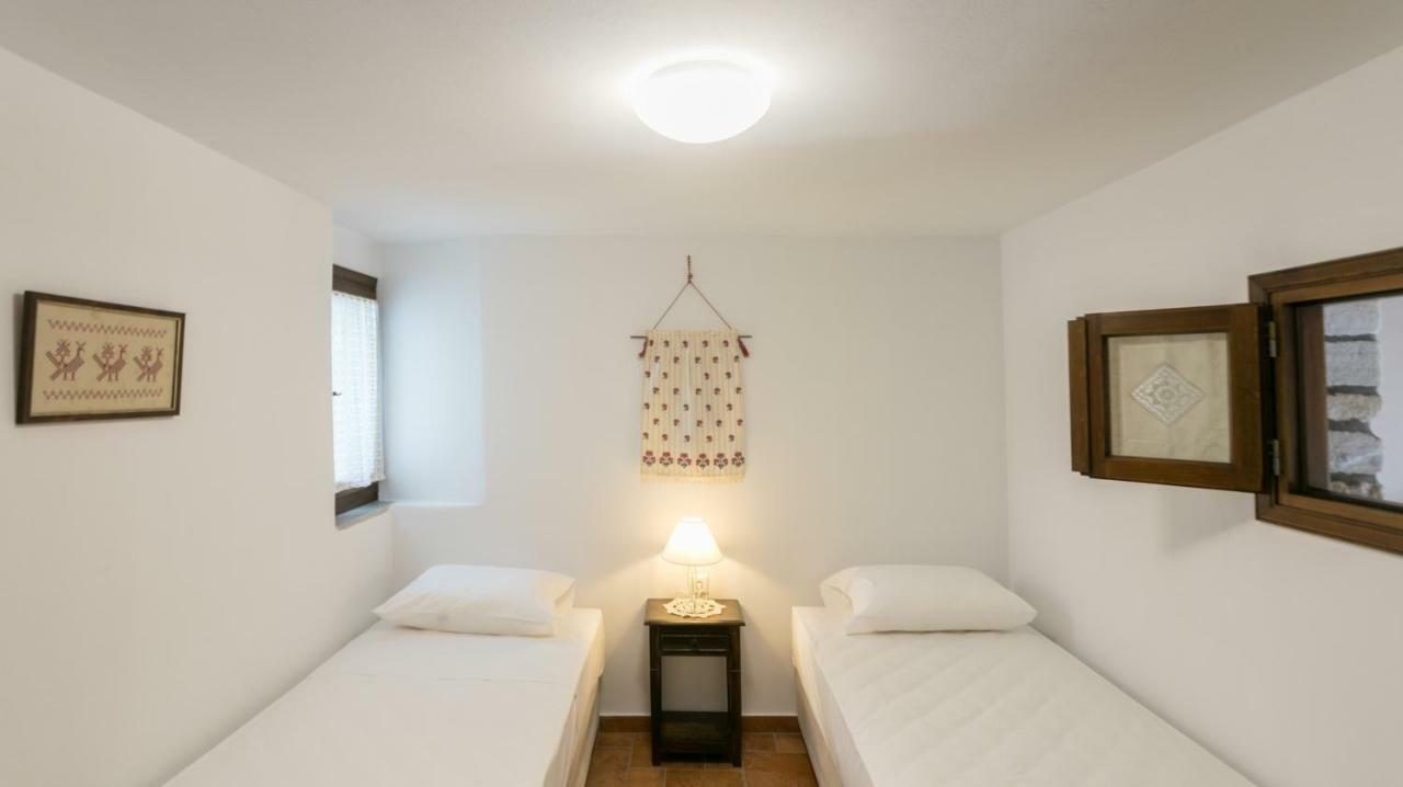 Traditional Inn Pirethron Aperathos Экстерьер фото